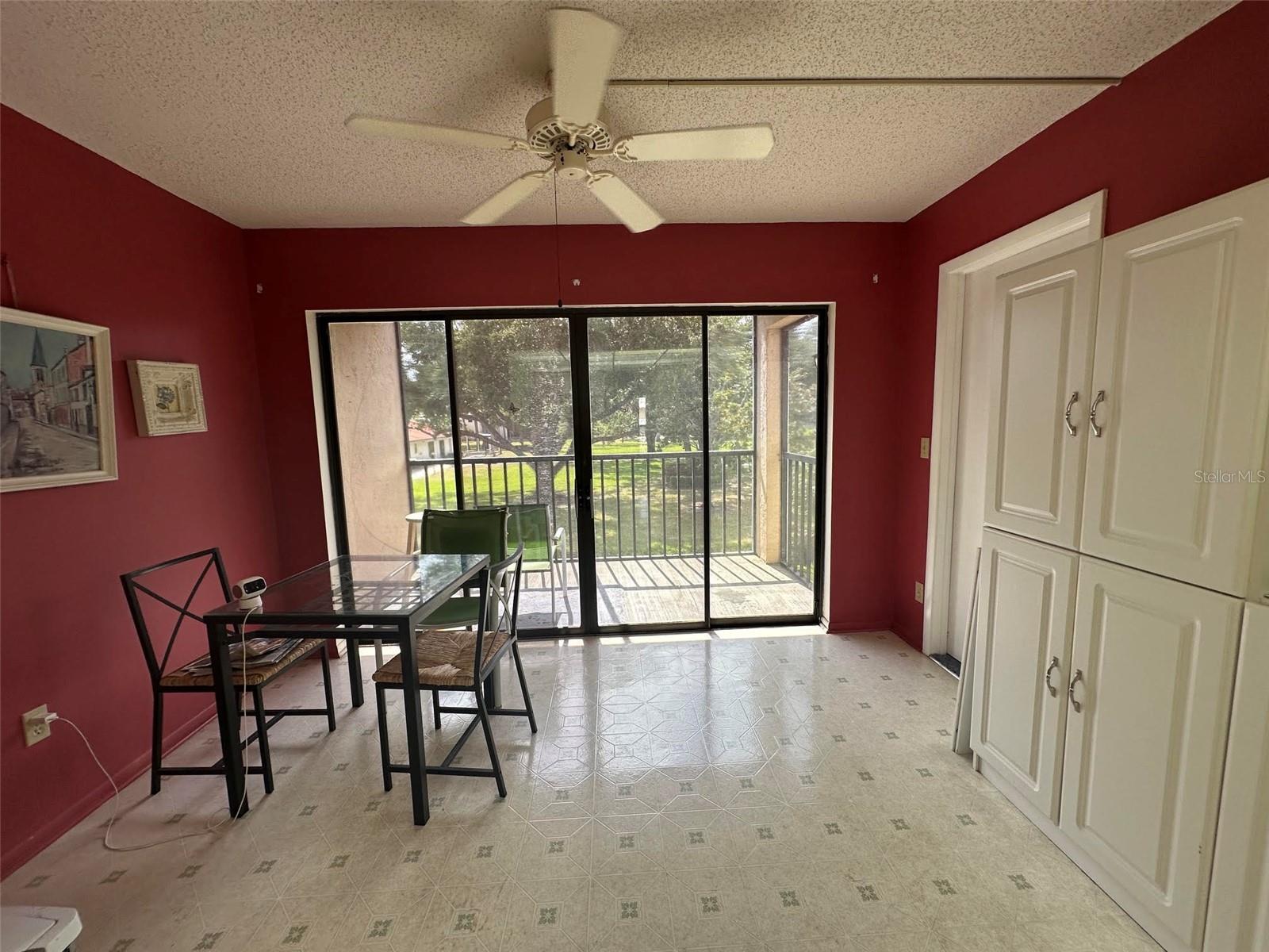 Image 6 of 13 For 5090 Bay Street Ne 220