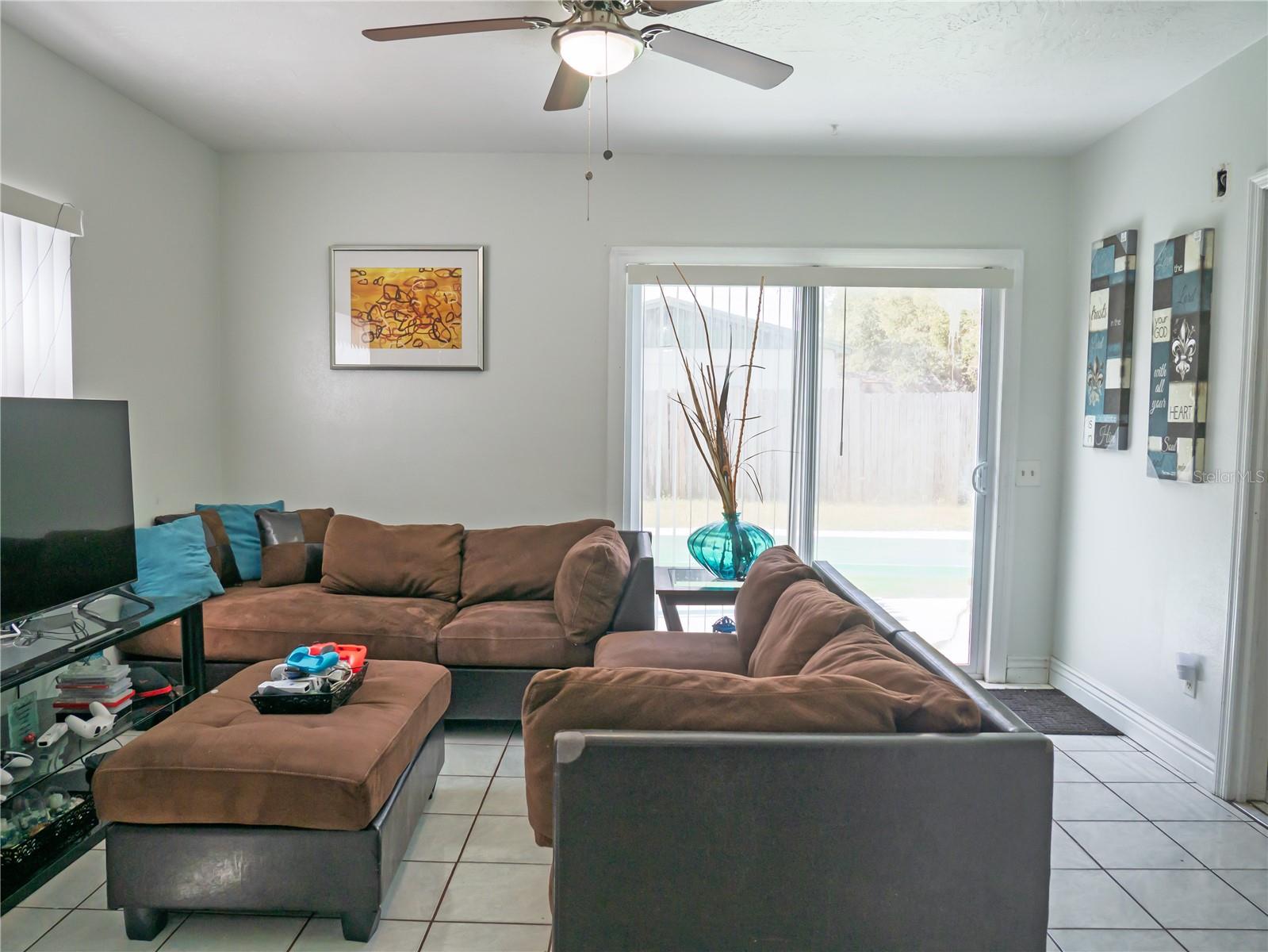 Image 15 of 33 For 6436 Cardinal Dr