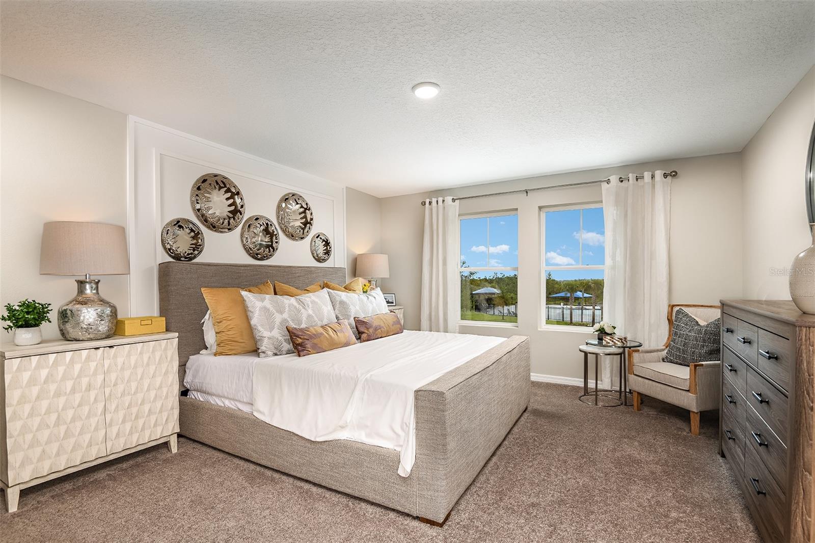 Listing photo id 2 for 5464 San Pietro Drive