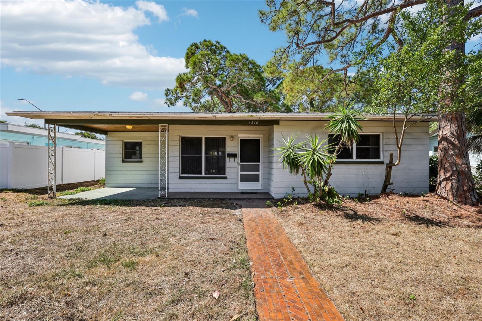 Details for 6610 4th Avenue N, ST PETERSBURG, FL 33710