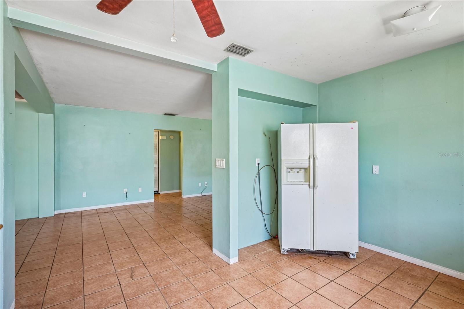 Image 11 of 29 For 6610 4th Avenue N