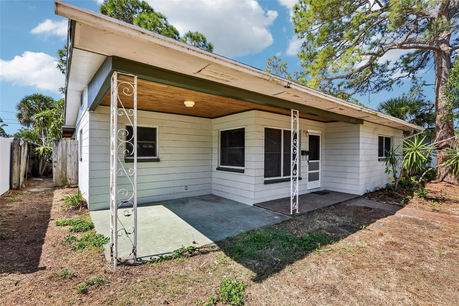 Image 4 of 29 For 6610 4th Avenue N
