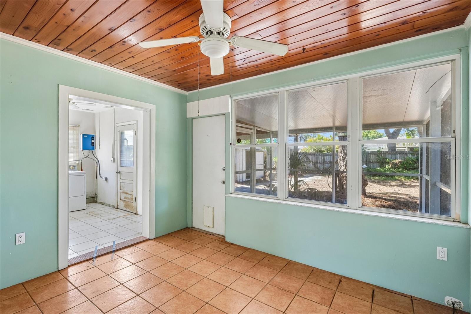 Image 7 of 29 For 6610 4th Avenue N