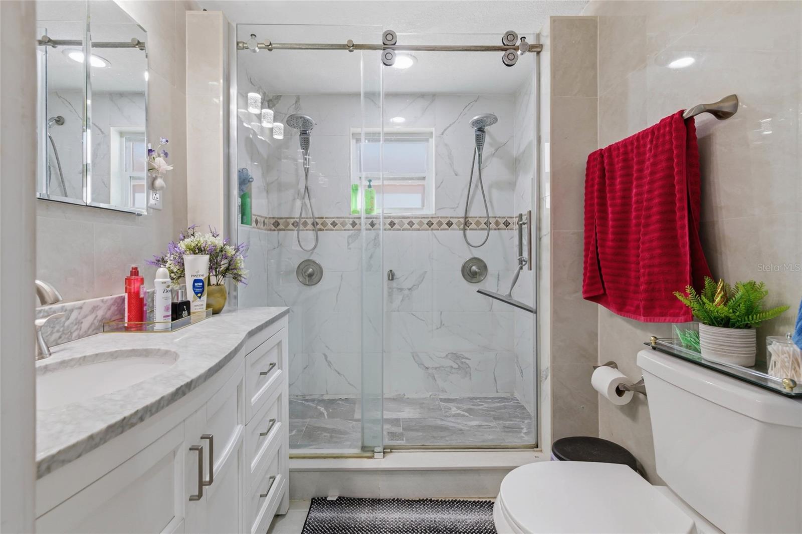 Listing photo id 25 for 6760 Runnel Drive