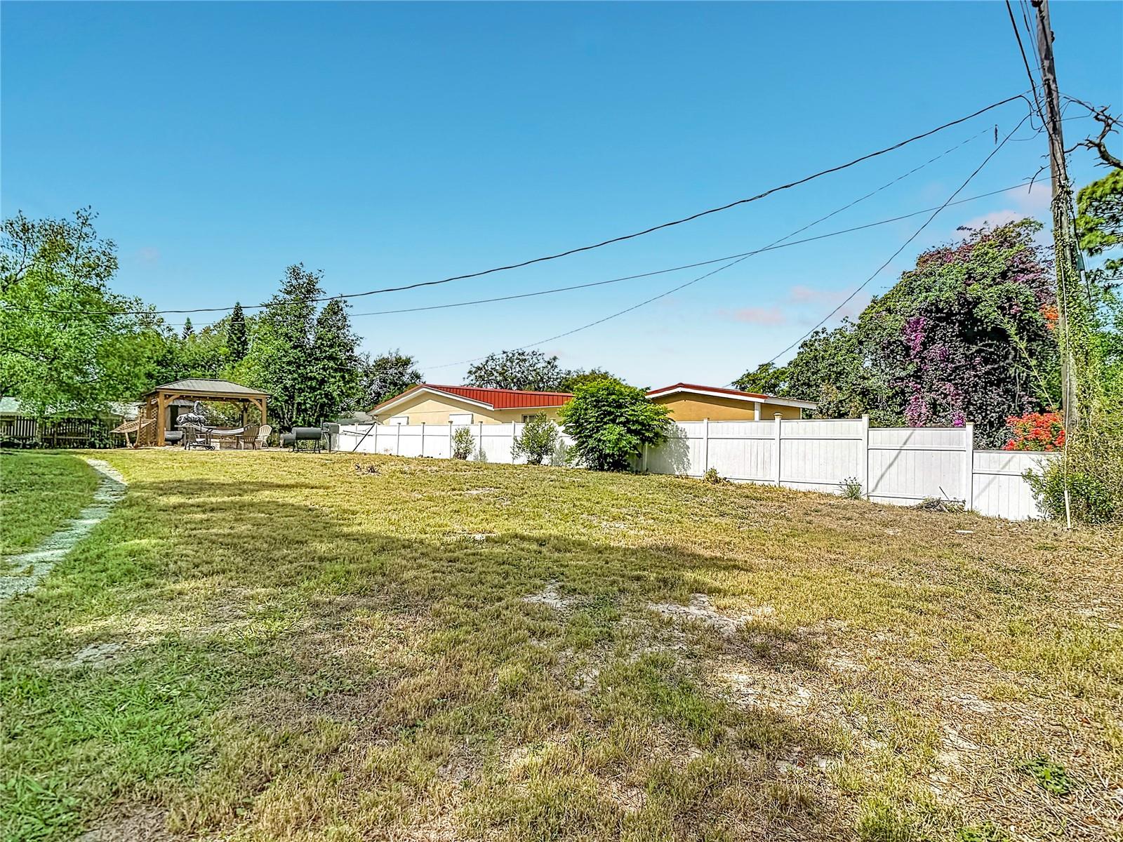 Image 60 of 68 For 5433 Front Drive
