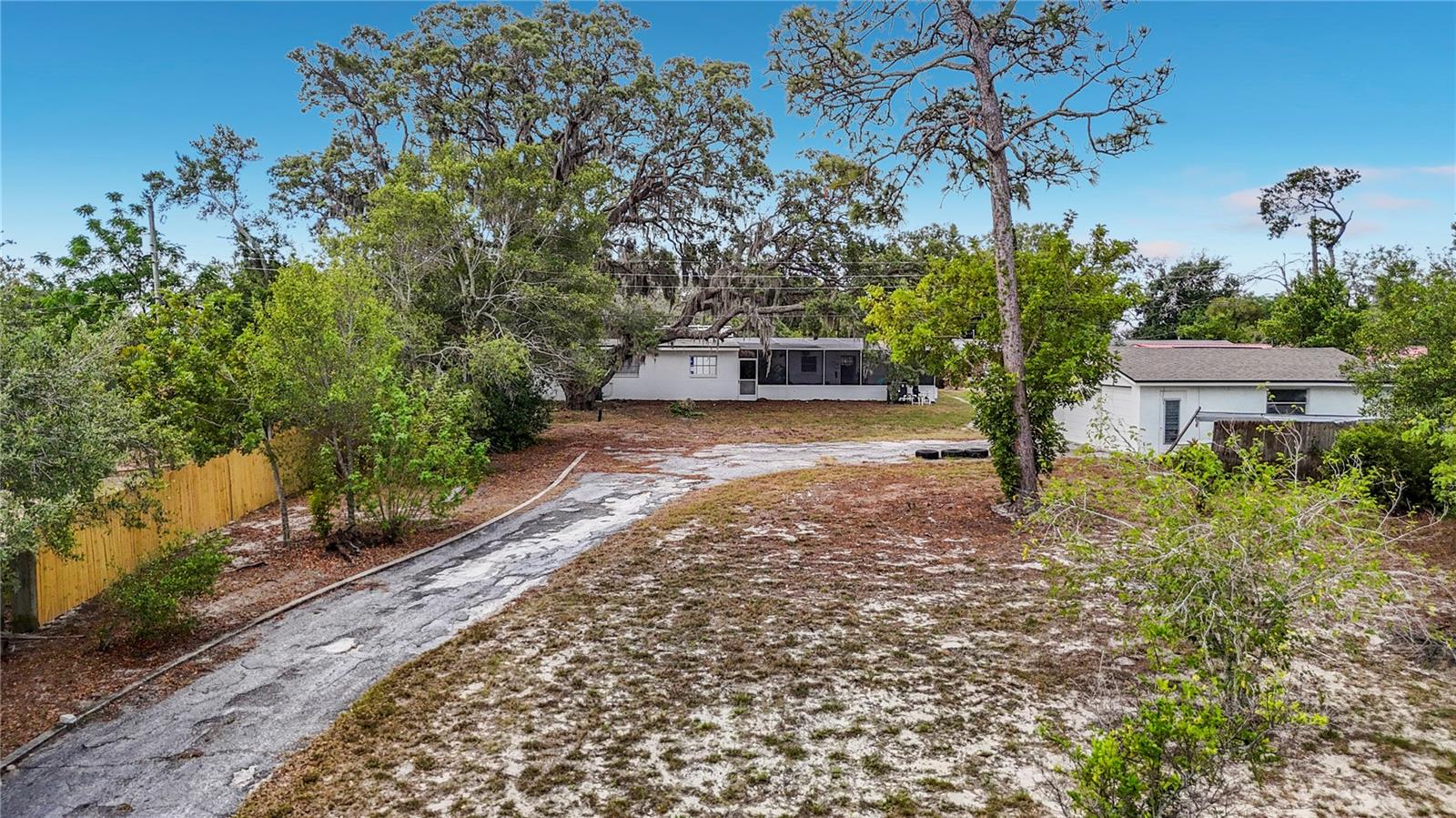 Image 65 of 68 For 5433 Front Drive