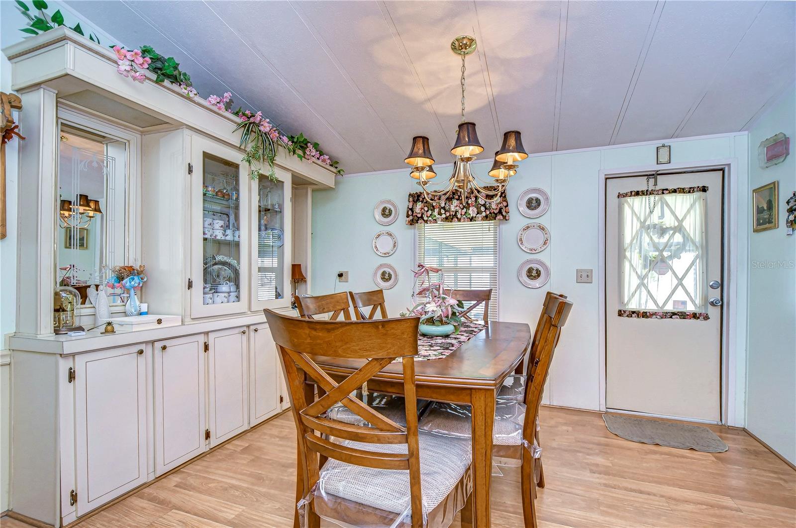 Image 18 of 30 For 3843 Damian Drive