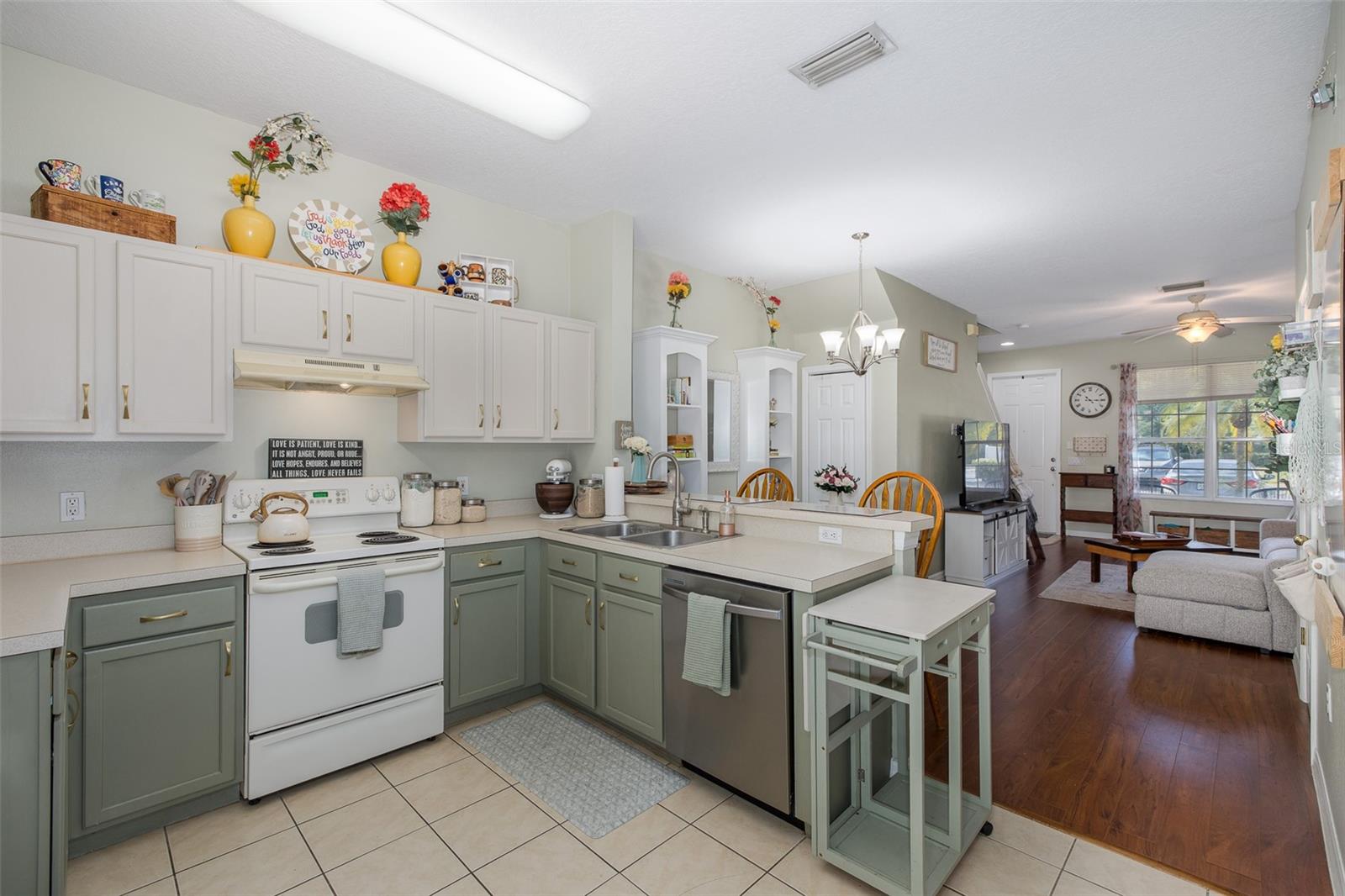 Image 10 of 29 For 12739 Sunland Court