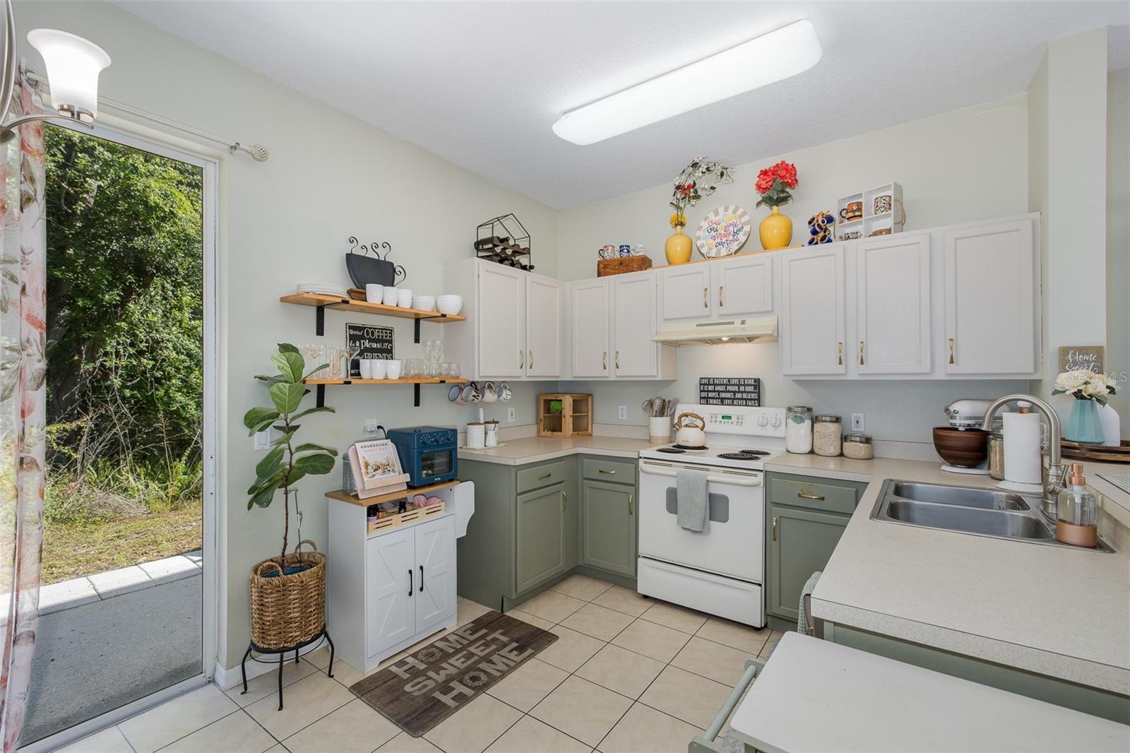 Image 11 of 29 For 12739 Sunland Court