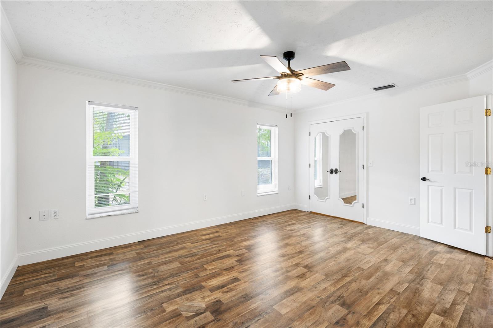 Image 24 of 48 For 7415 Lake Forest Circle