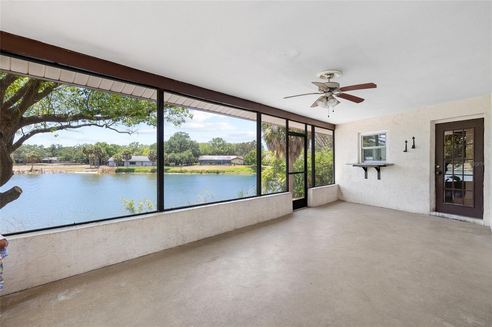 Image 38 of 48 For 7415 Lake Forest Circle