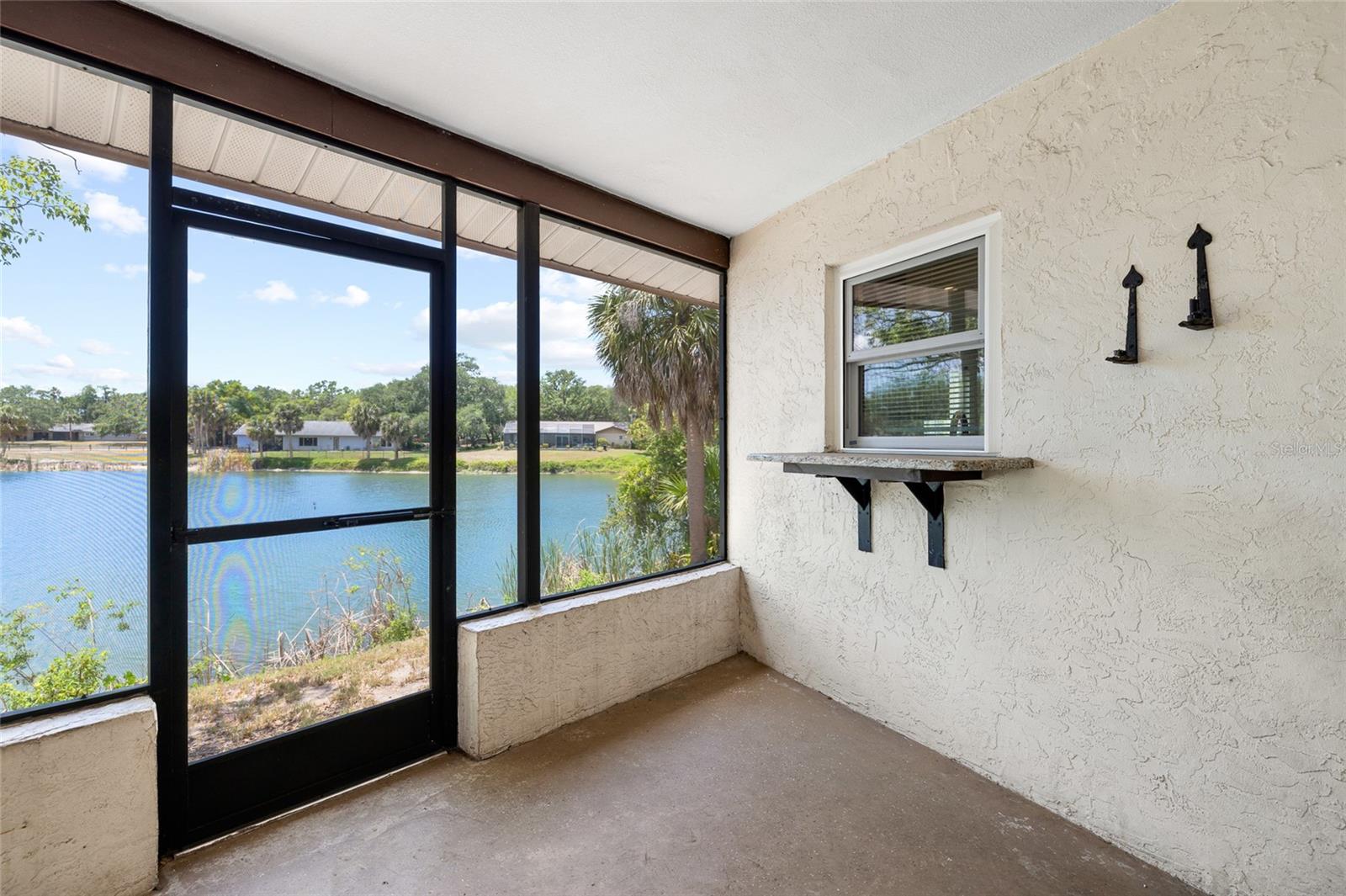 Image 39 of 48 For 7415 Lake Forest Circle