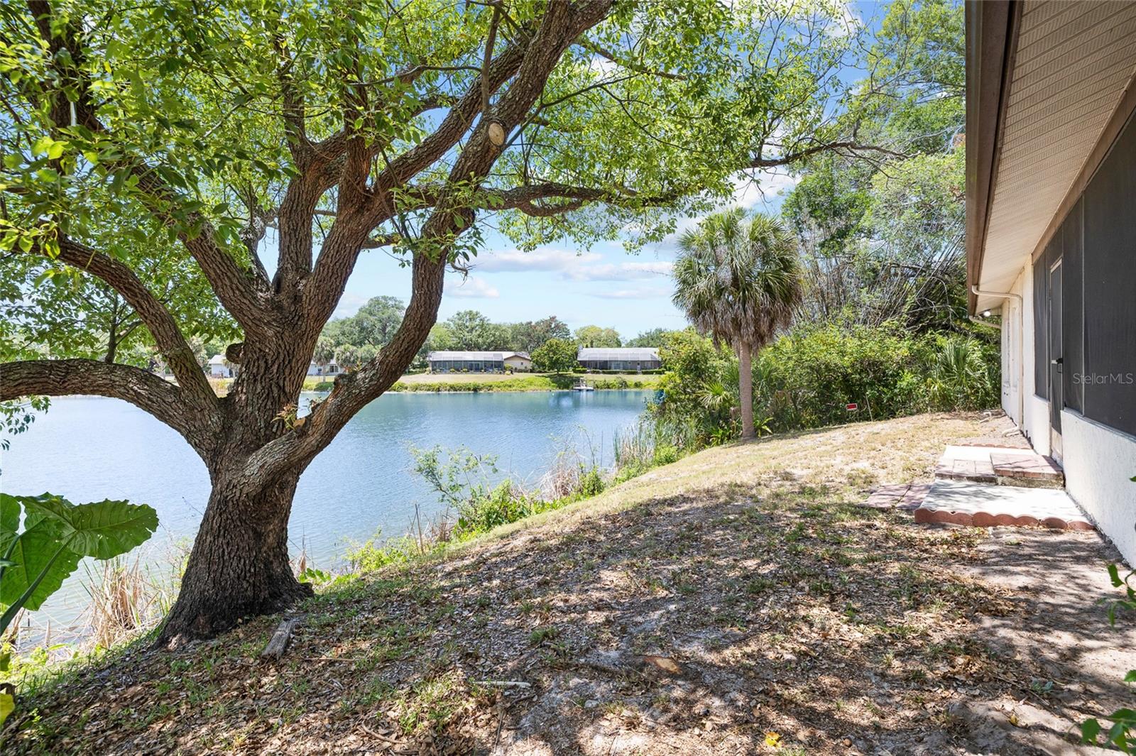 Image 42 of 48 For 7415 Lake Forest Circle