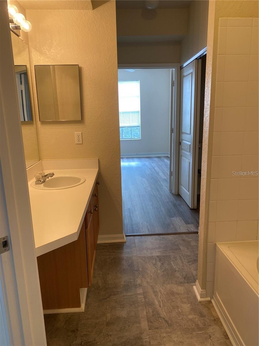 Image 9 of 12 For 5125 Palm Springs Boulevard 9204