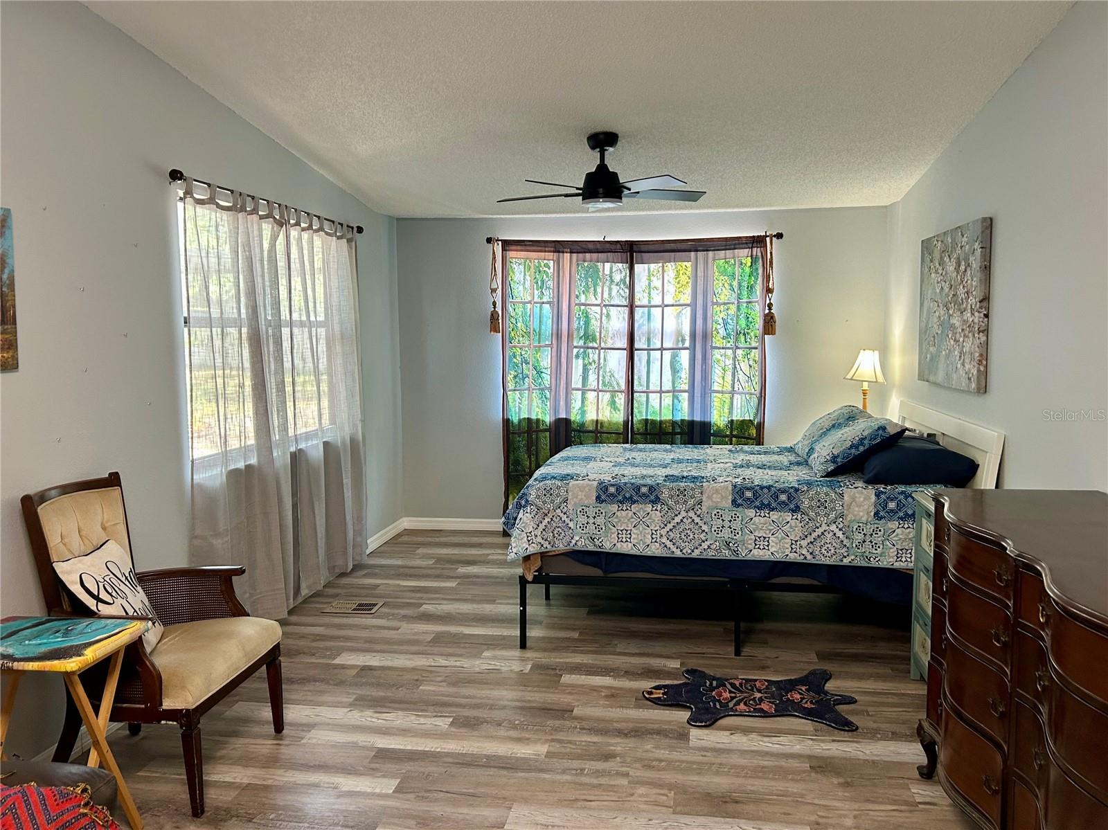 Image 16 of 92 For 9846 Cardy Street