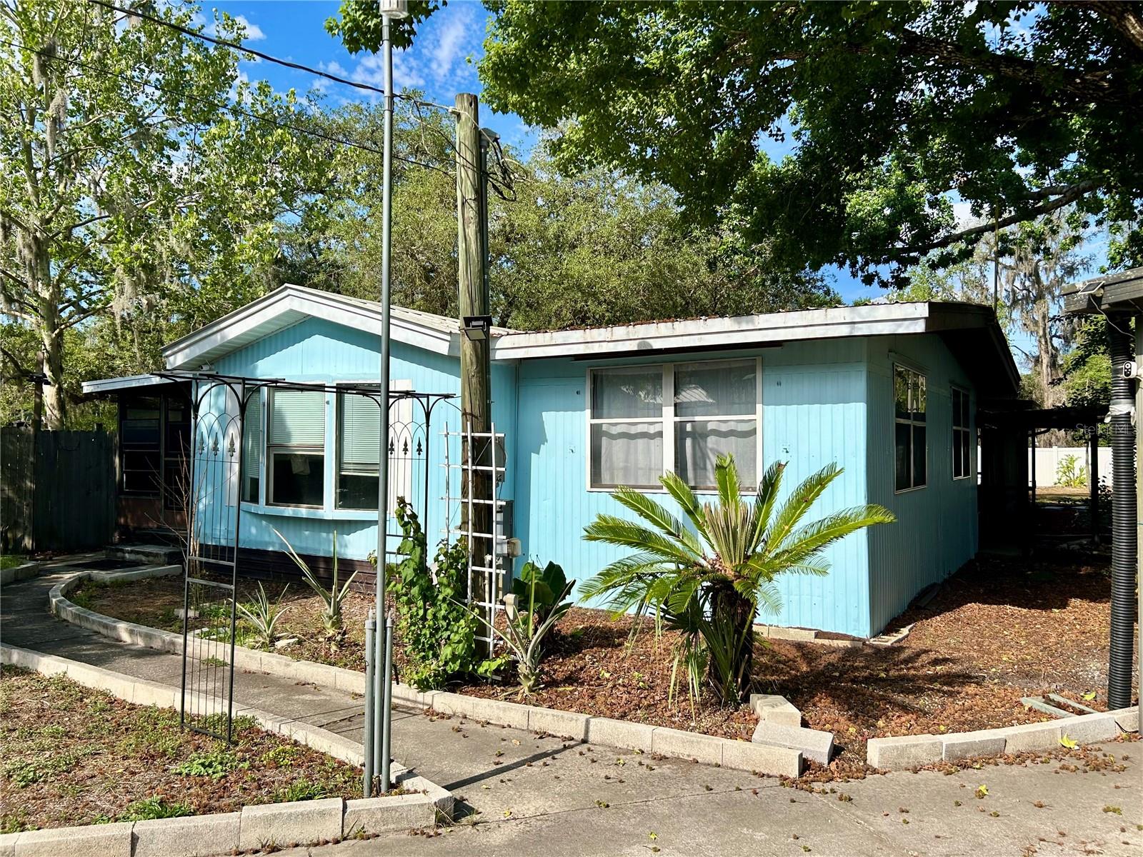 Image 8 of 92 For 9846 Cardy Street