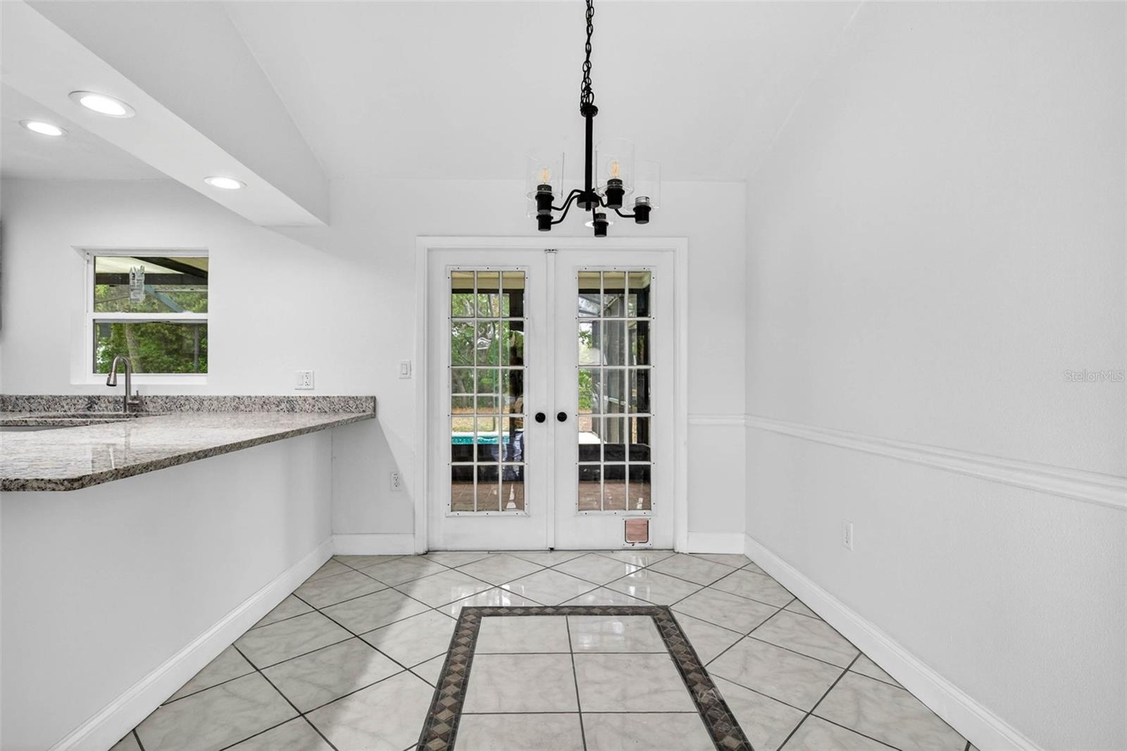 Image 15 of 39 For 8076 Wooden Drive