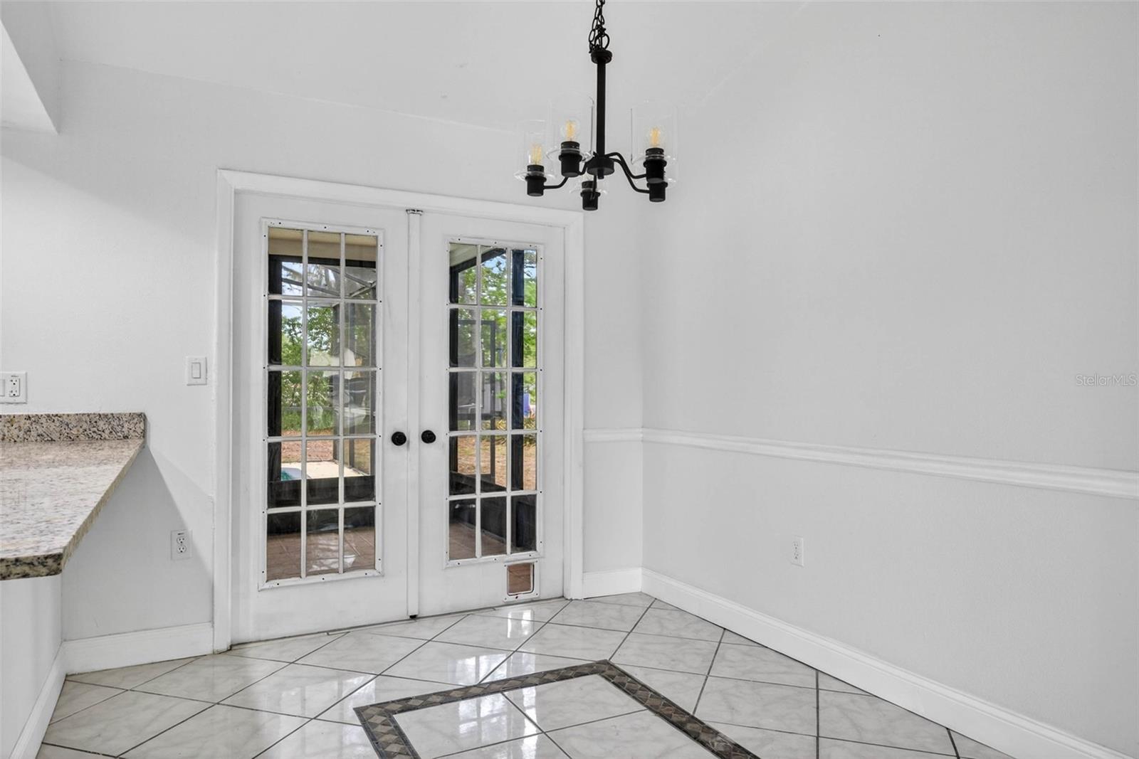 Image 16 of 39 For 8076 Wooden Drive