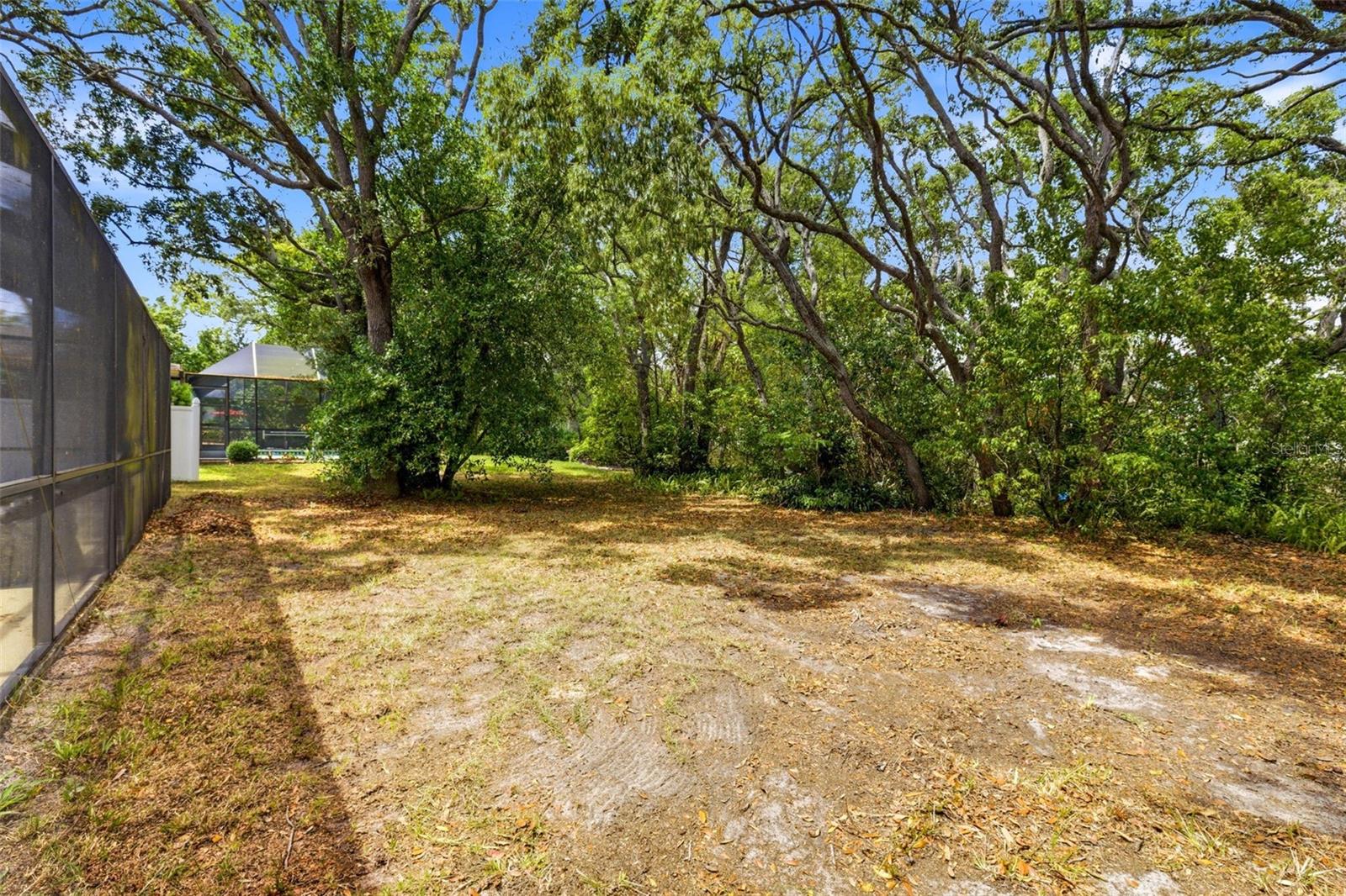 Image 36 of 39 For 8076 Wooden Drive
