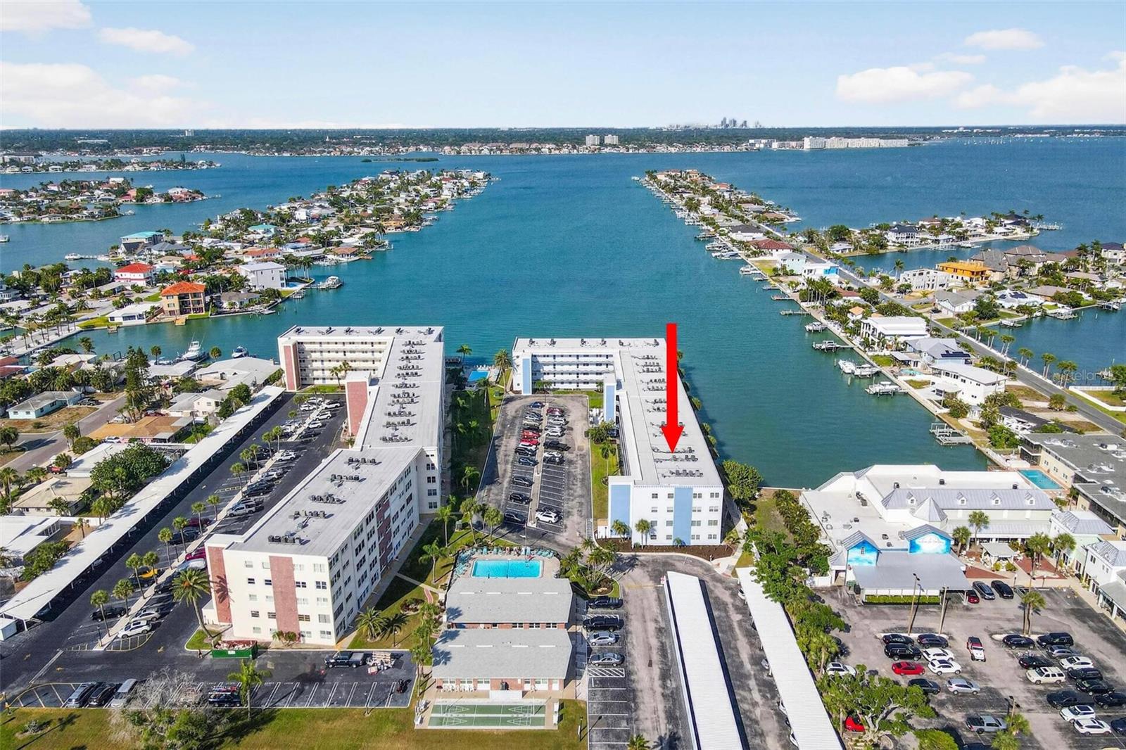 Image 24 of 25 For 5555 Gulf Boulevard 402