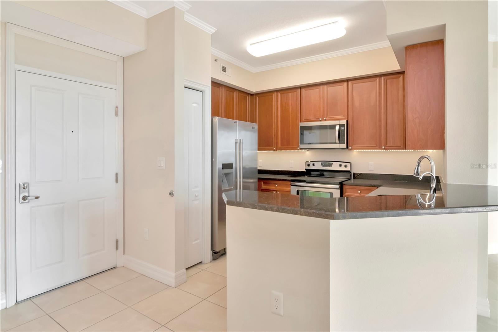 Image 2 of 74 For 4516 Seagull Drive 916