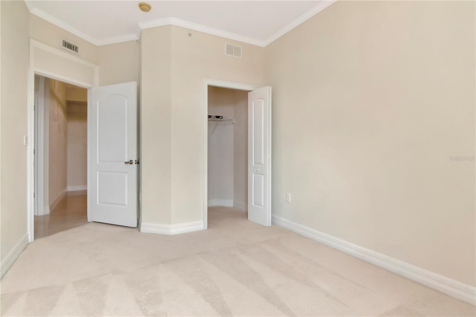 Image 29 of 74 For 4516 Seagull Drive 916