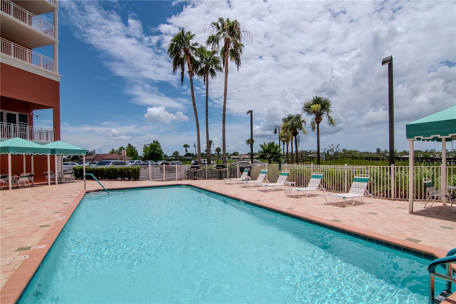 Image 38 of 74 For 4516 Seagull Drive 916