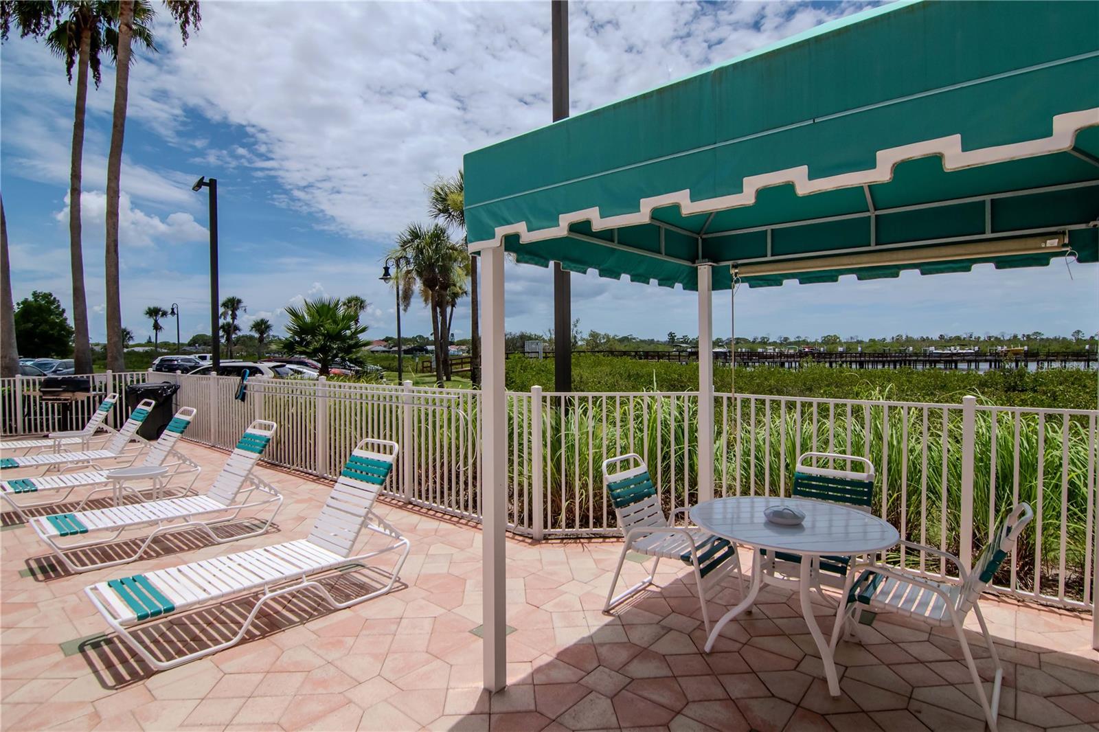 Image 45 of 74 For 4516 Seagull Drive 916