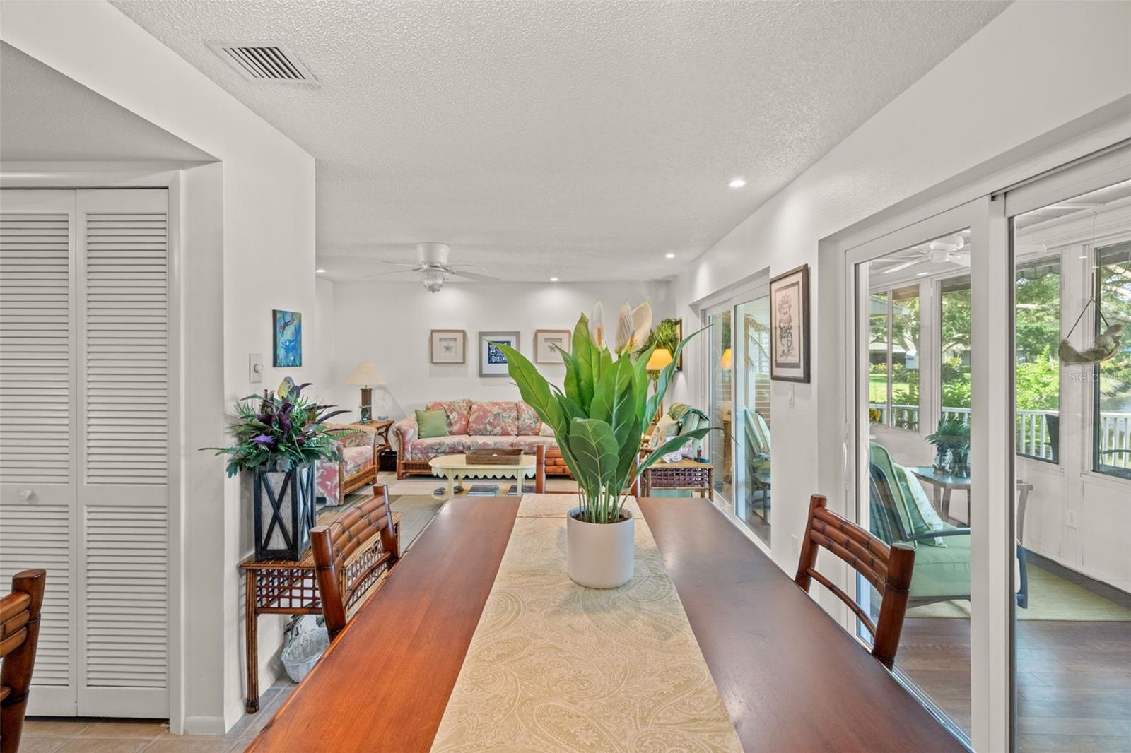 Listing photo id 10 for 140 Ashley Lane