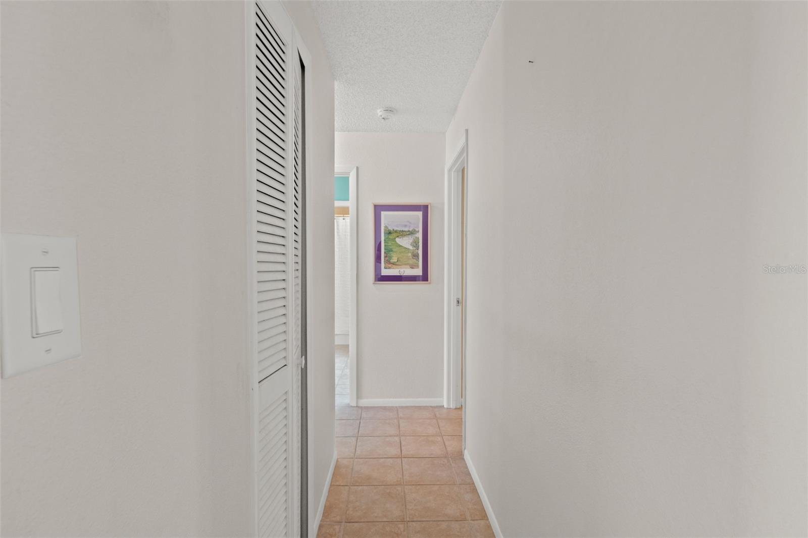 Listing photo id 13 for 140 Ashley Lane
