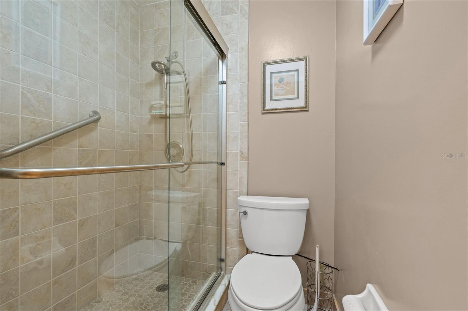 Listing photo id 24 for 140 Ashley Lane