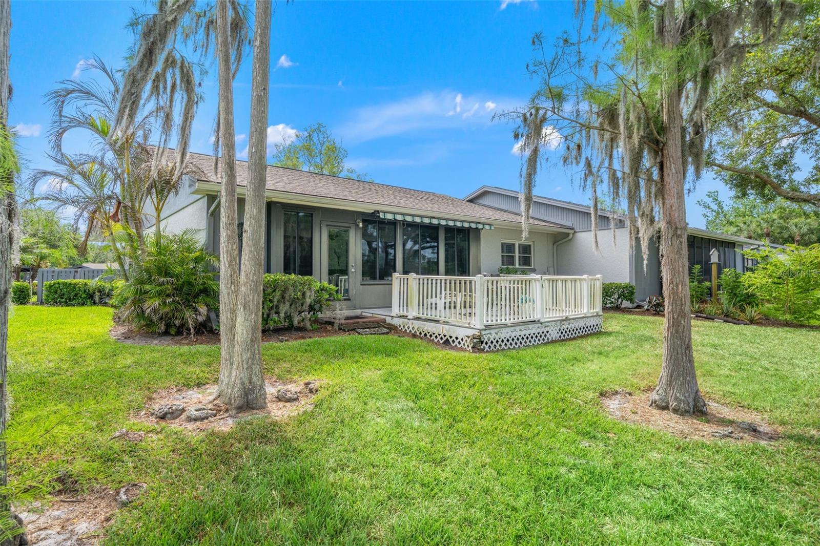 Listing photo id 34 for 140 Ashley Lane