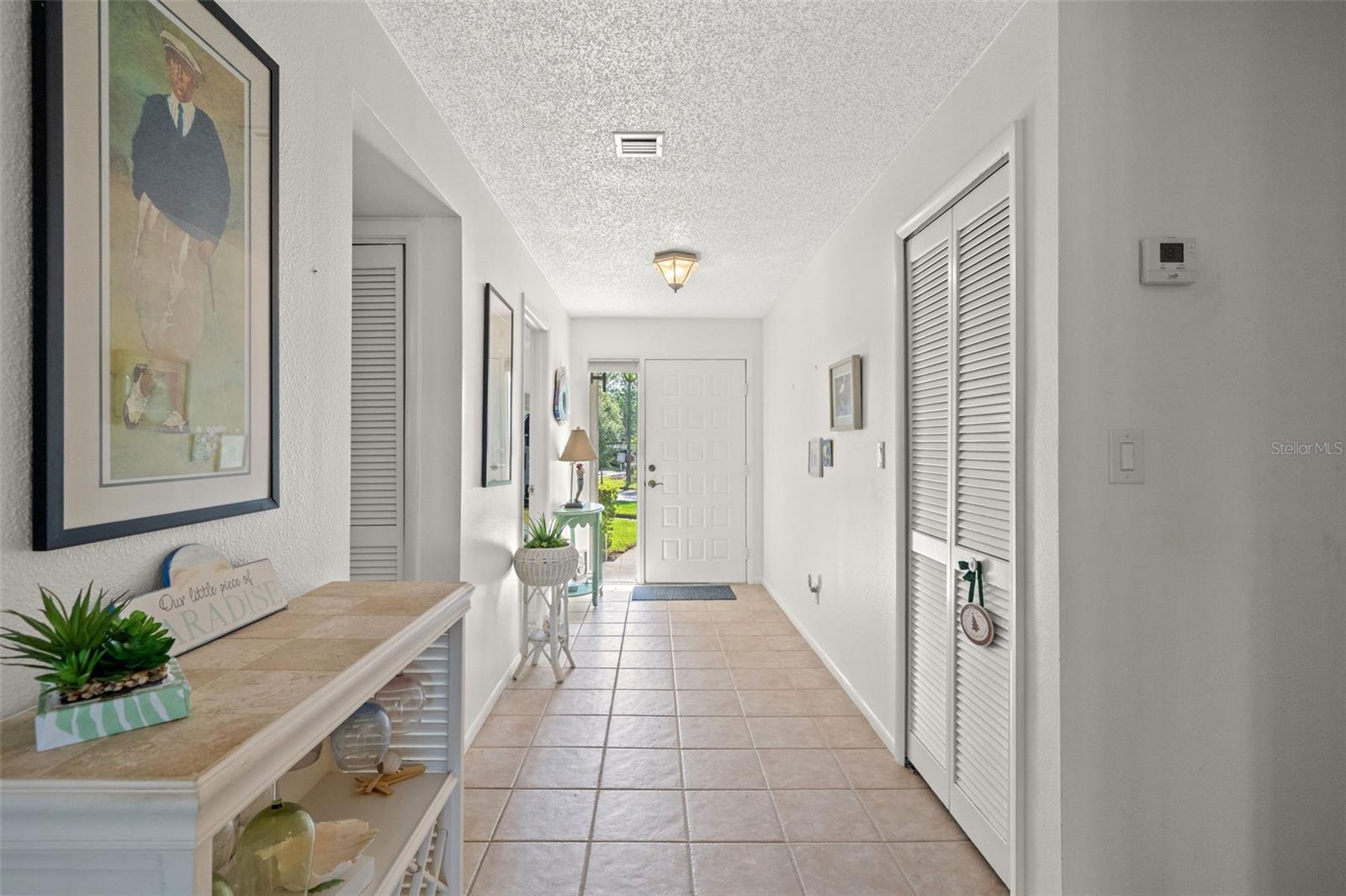 Listing photo id 2 for 140 Ashley Lane