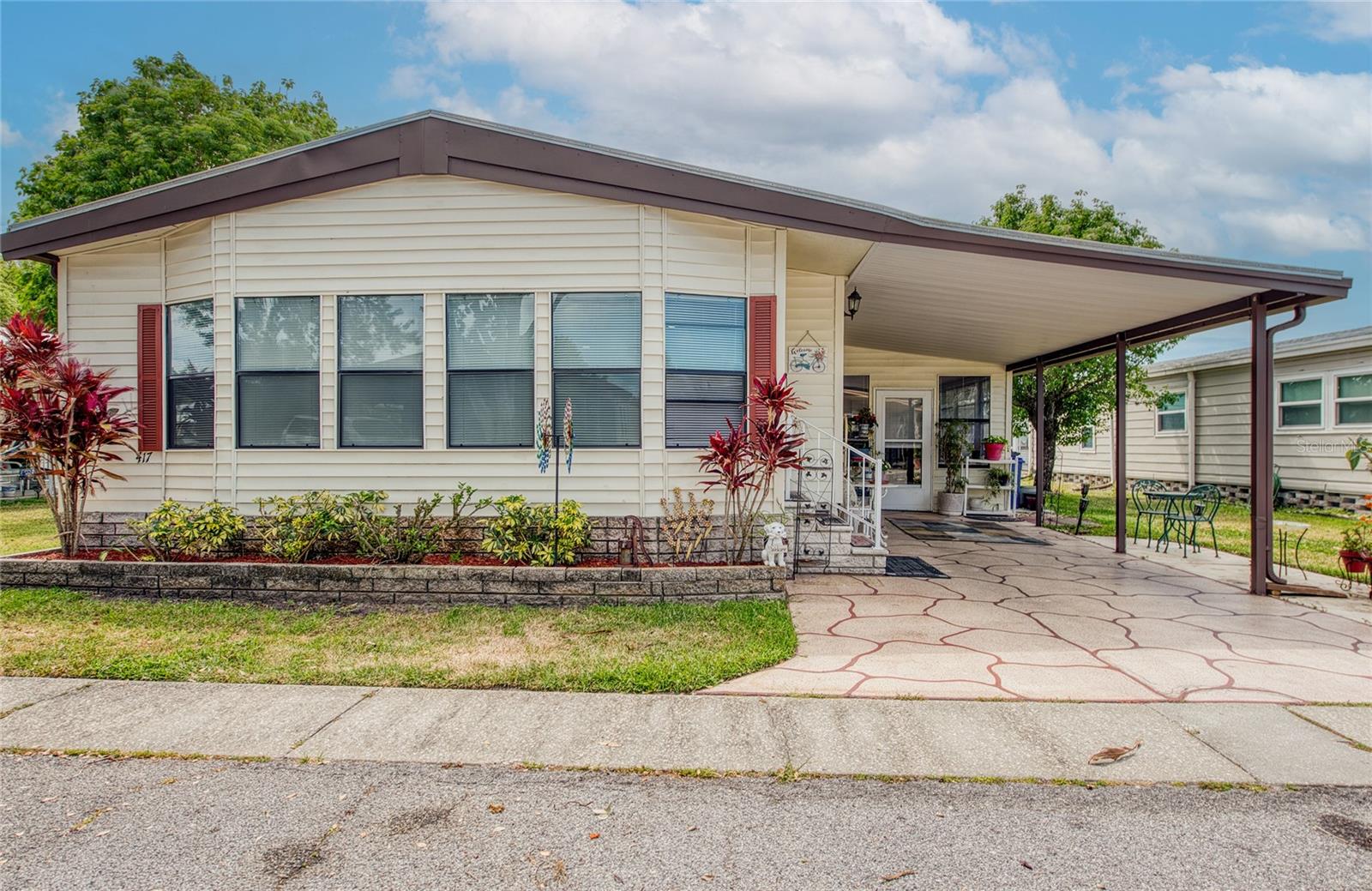 Details for 417 Dolphin Drive S, OLDSMAR, FL 34677