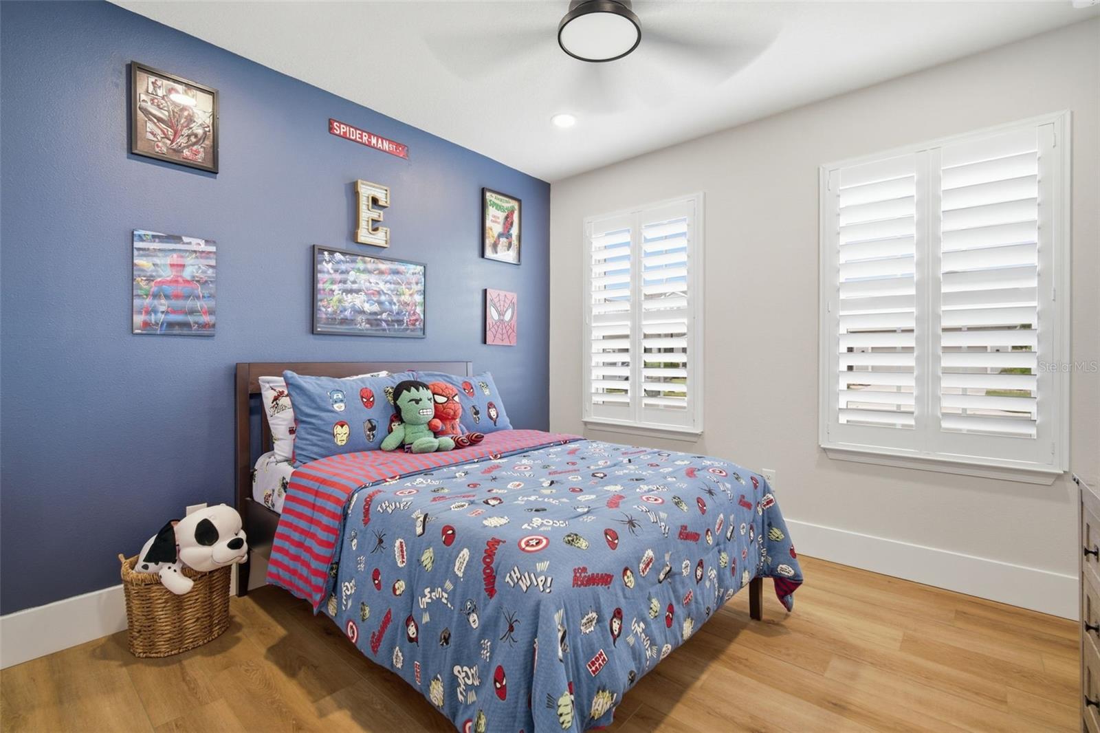Listing photo id 27 for 10325 Gliding Eagle Way