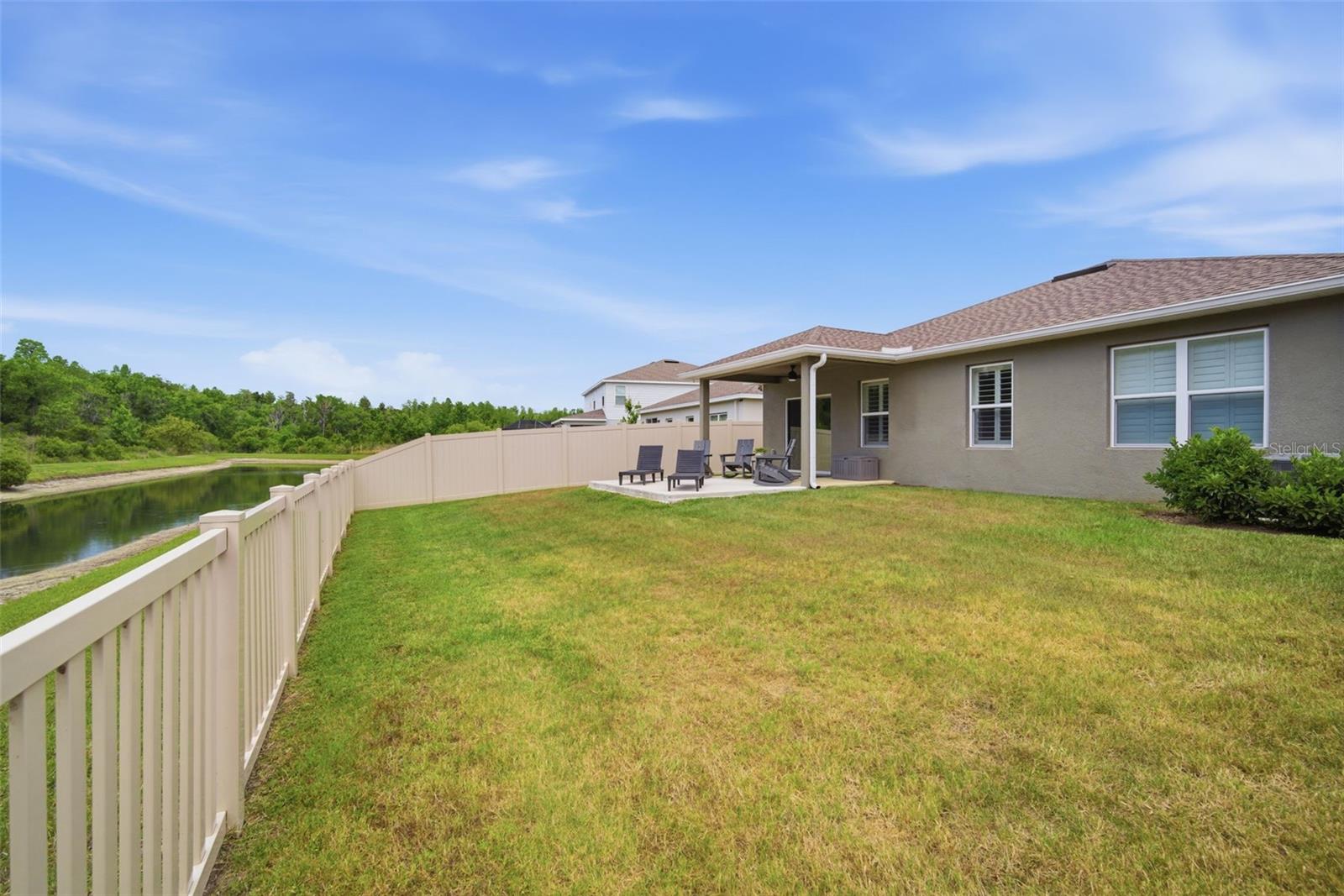Listing photo id 35 for 10325 Gliding Eagle Way