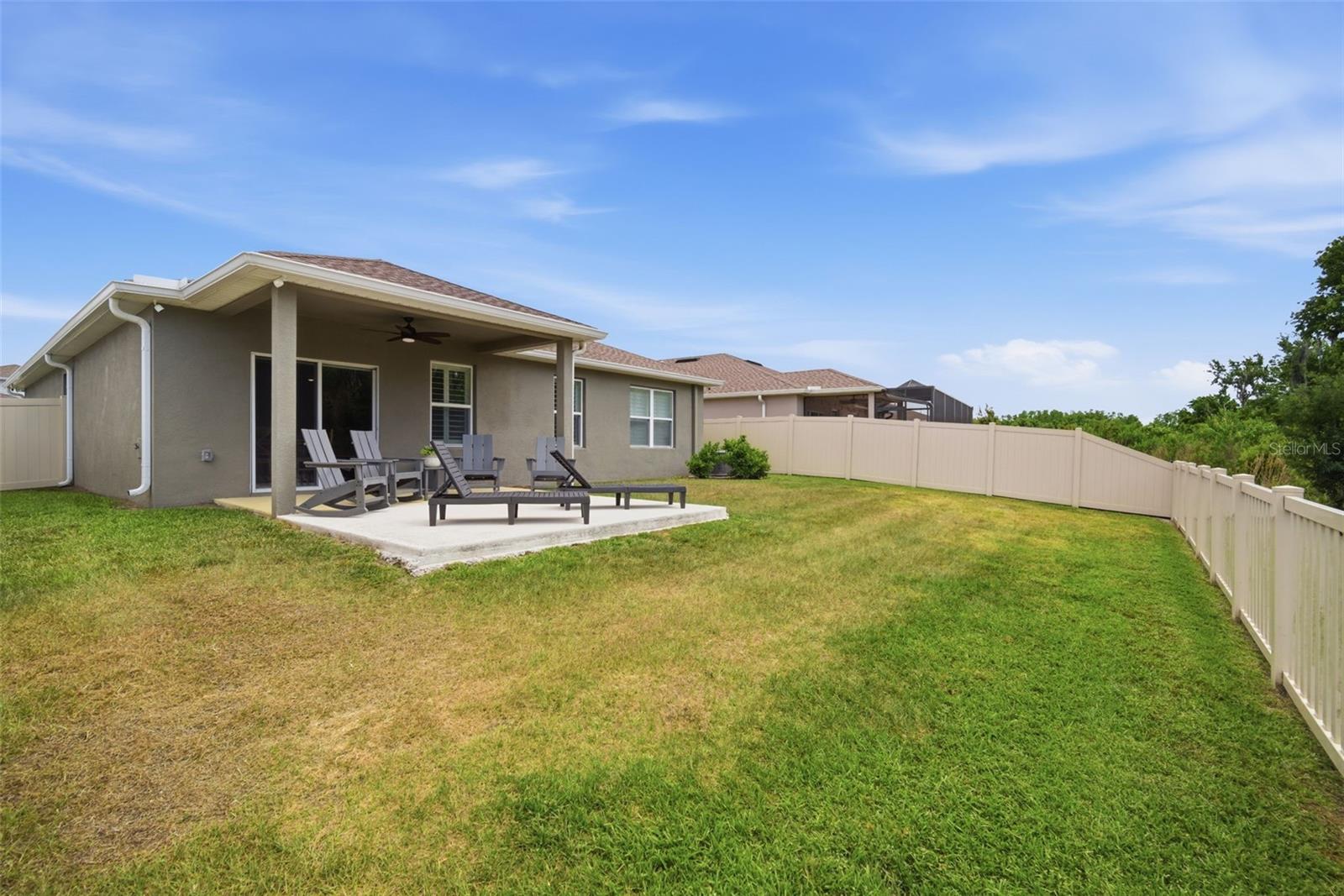 Listing photo id 36 for 10325 Gliding Eagle Way