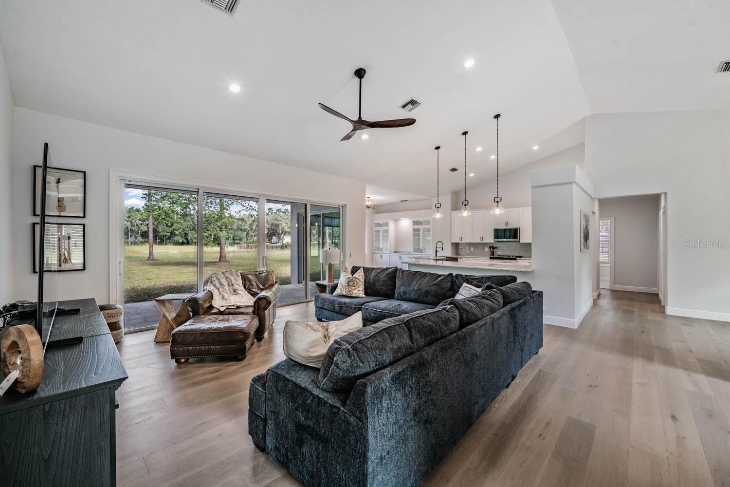 Image 12 of 68 For 17833 Hyland Lane