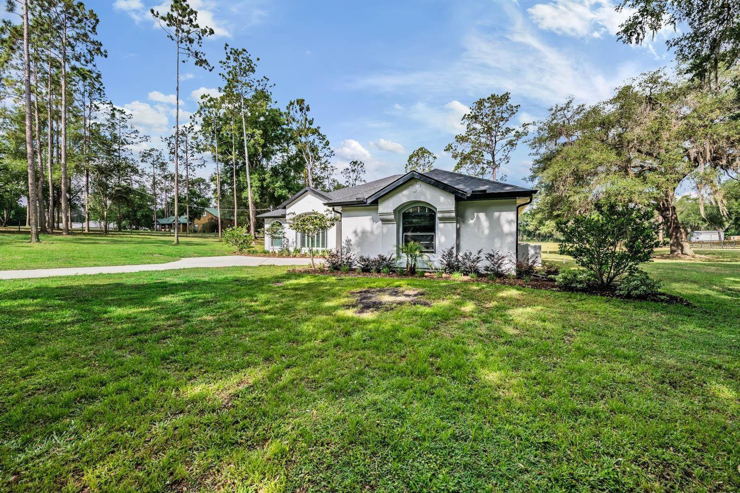 Image 3 of 68 For 17833 Hyland Lane