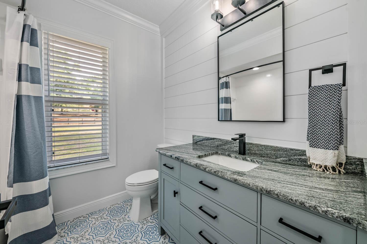 Image 36 of 68 For 17833 Hyland Lane