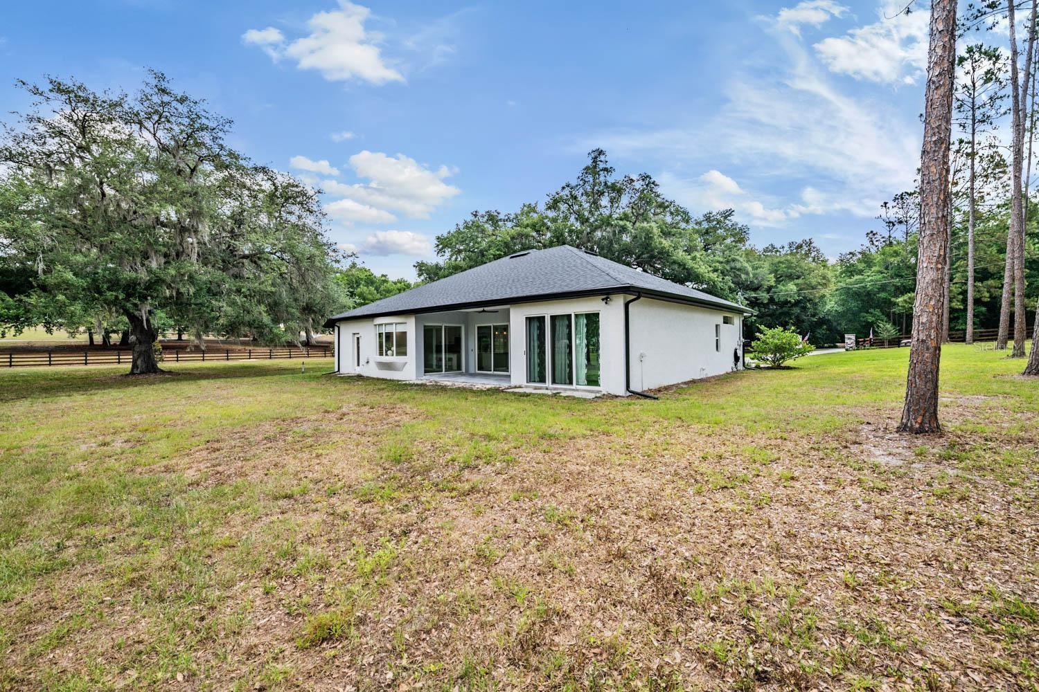 Image 46 of 68 For 17833 Hyland Lane