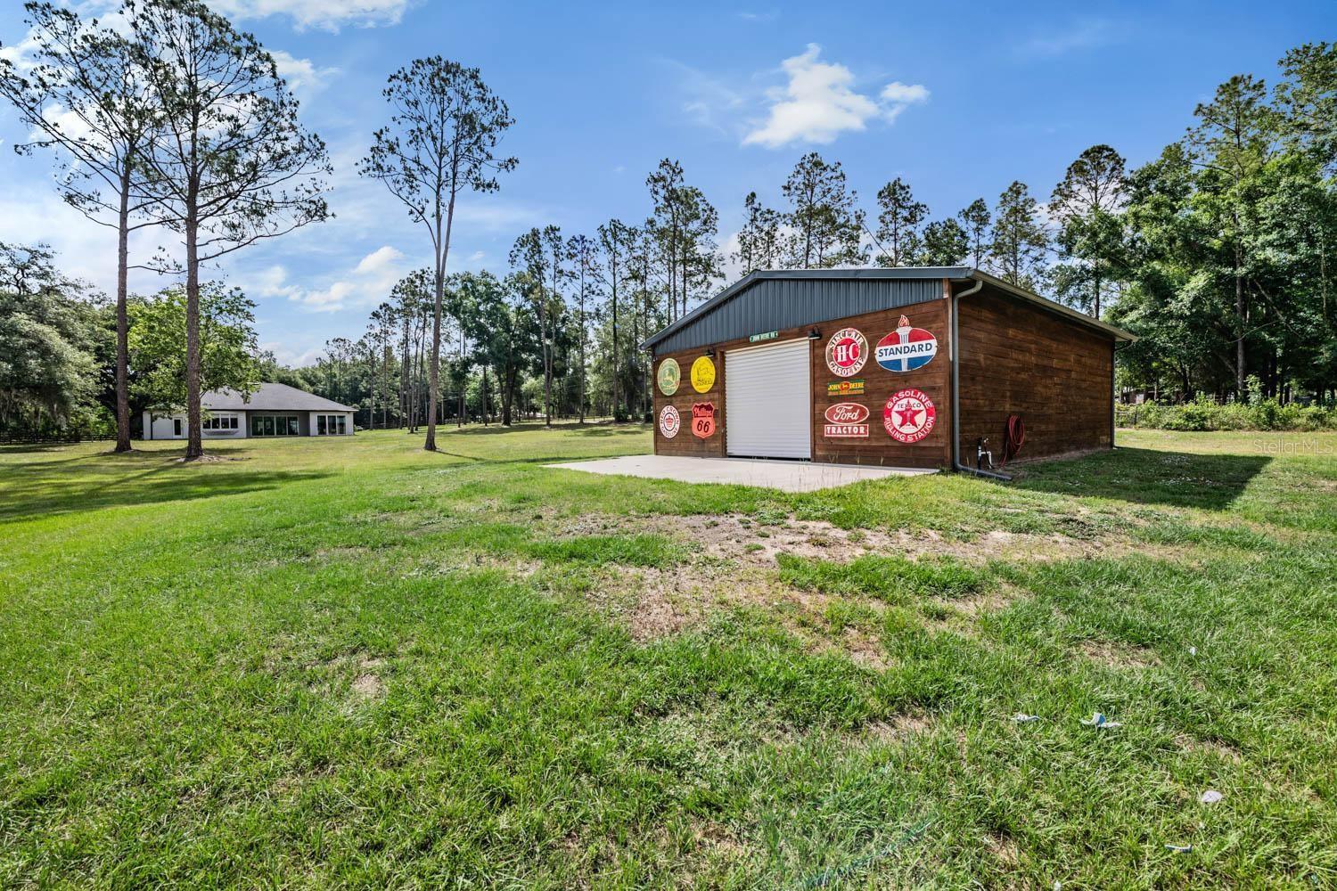 Image 48 of 68 For 17833 Hyland Lane