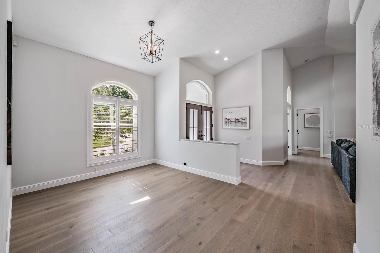 Image 7 of 68 For 17833 Hyland Lane