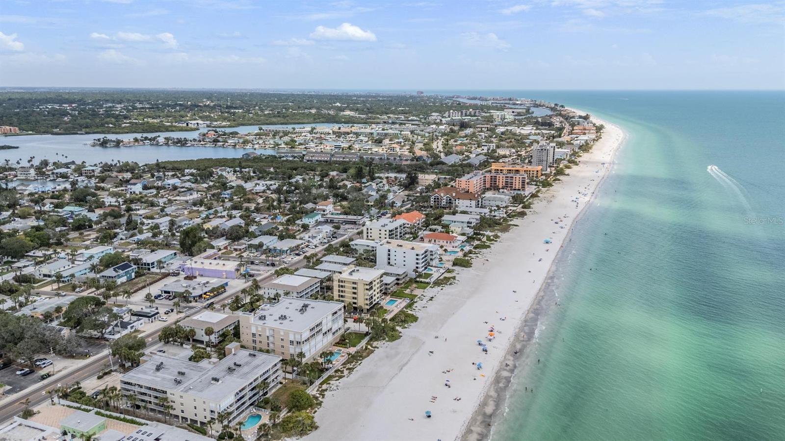 Image 11 of 33 For 1500 Gulf Boulevard 204b