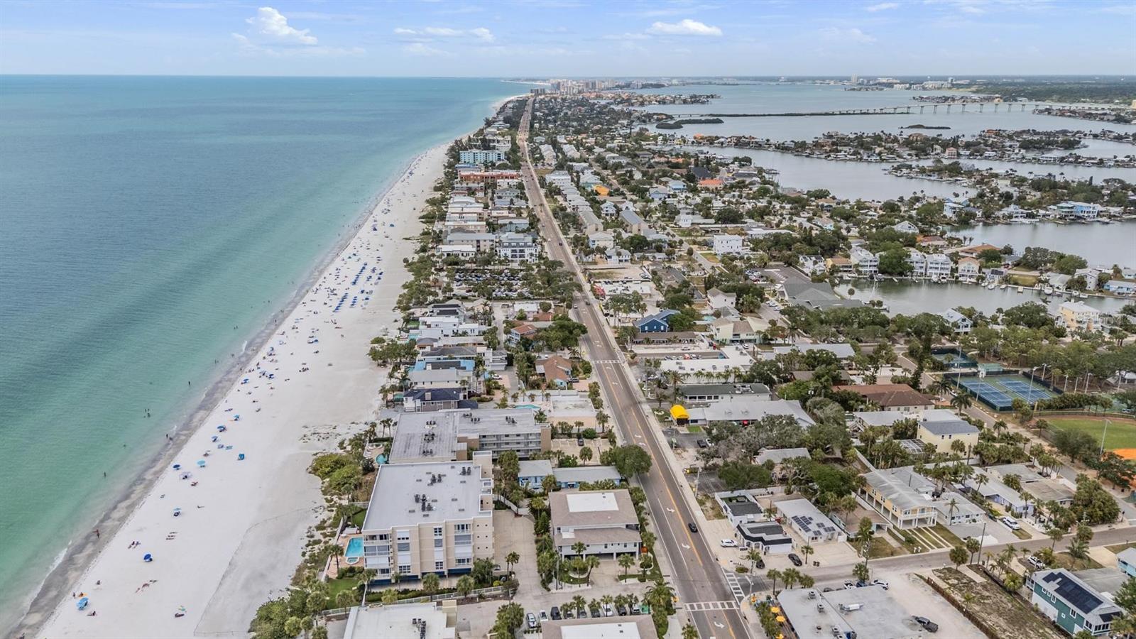 Image 13 of 33 For 1500 Gulf Boulevard 204b