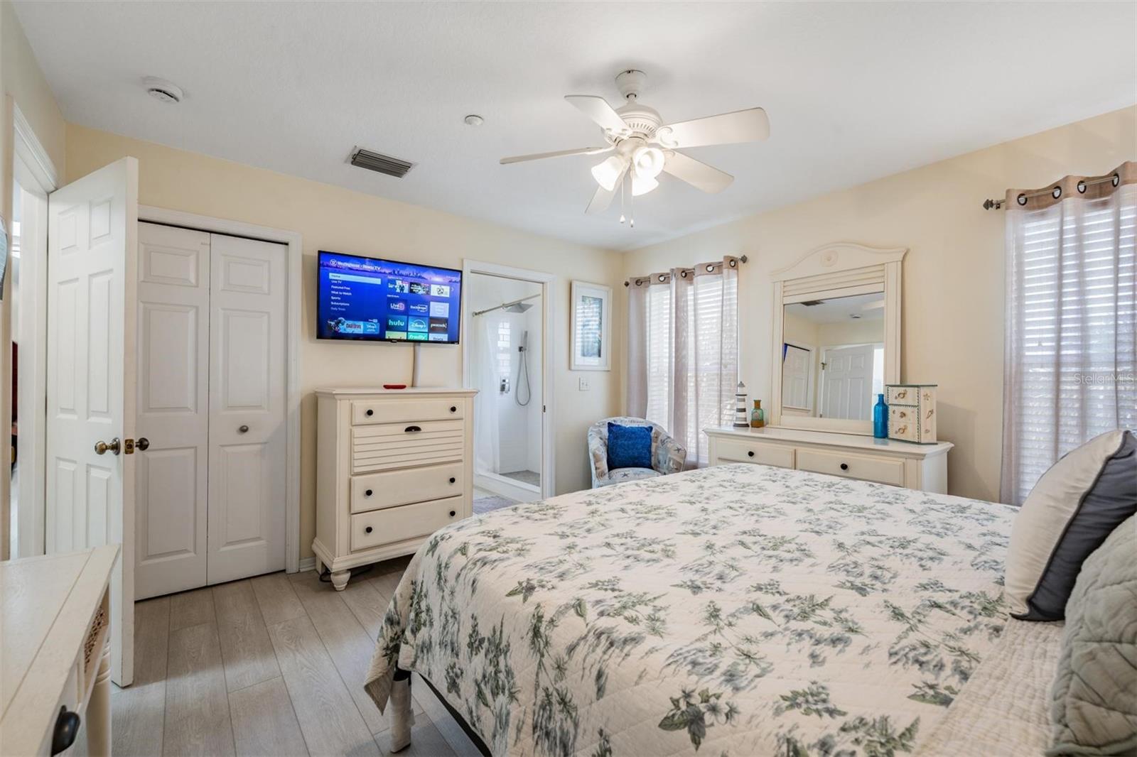 Image 16 of 33 For 1500 Gulf Boulevard 204b