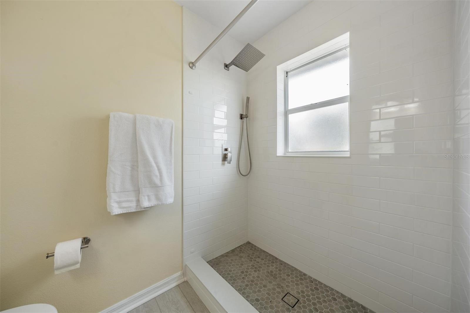Image 18 of 33 For 1500 Gulf Boulevard 204b