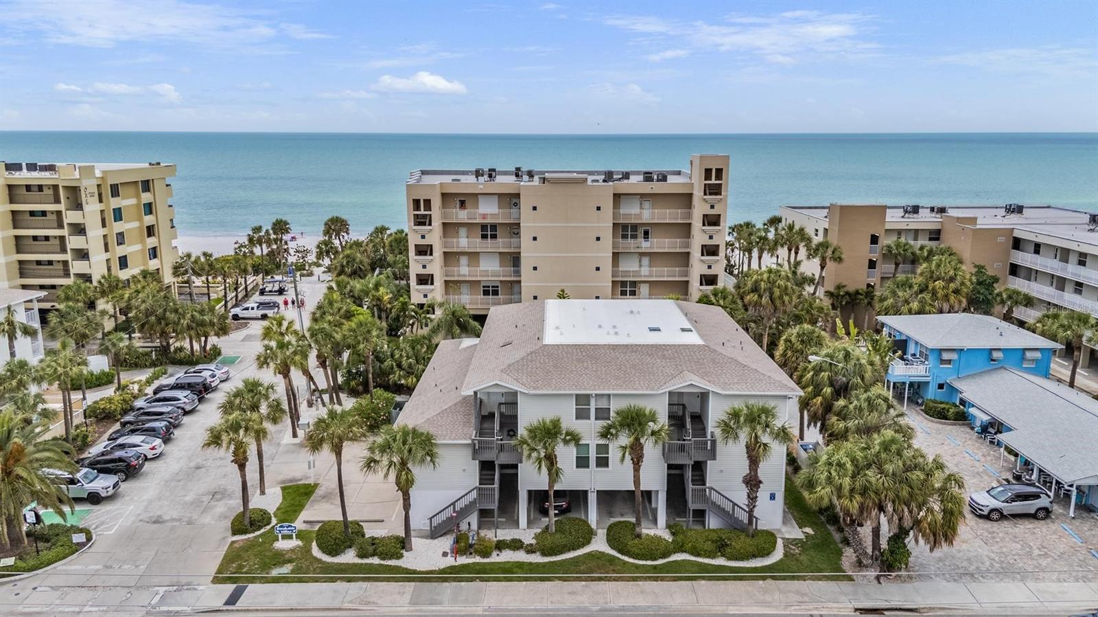 Image 2 of 33 For 1500 Gulf Boulevard 204b