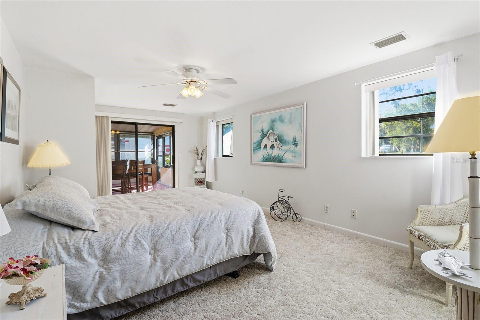 Image 19 of 43 For 11641 Salmon Drive