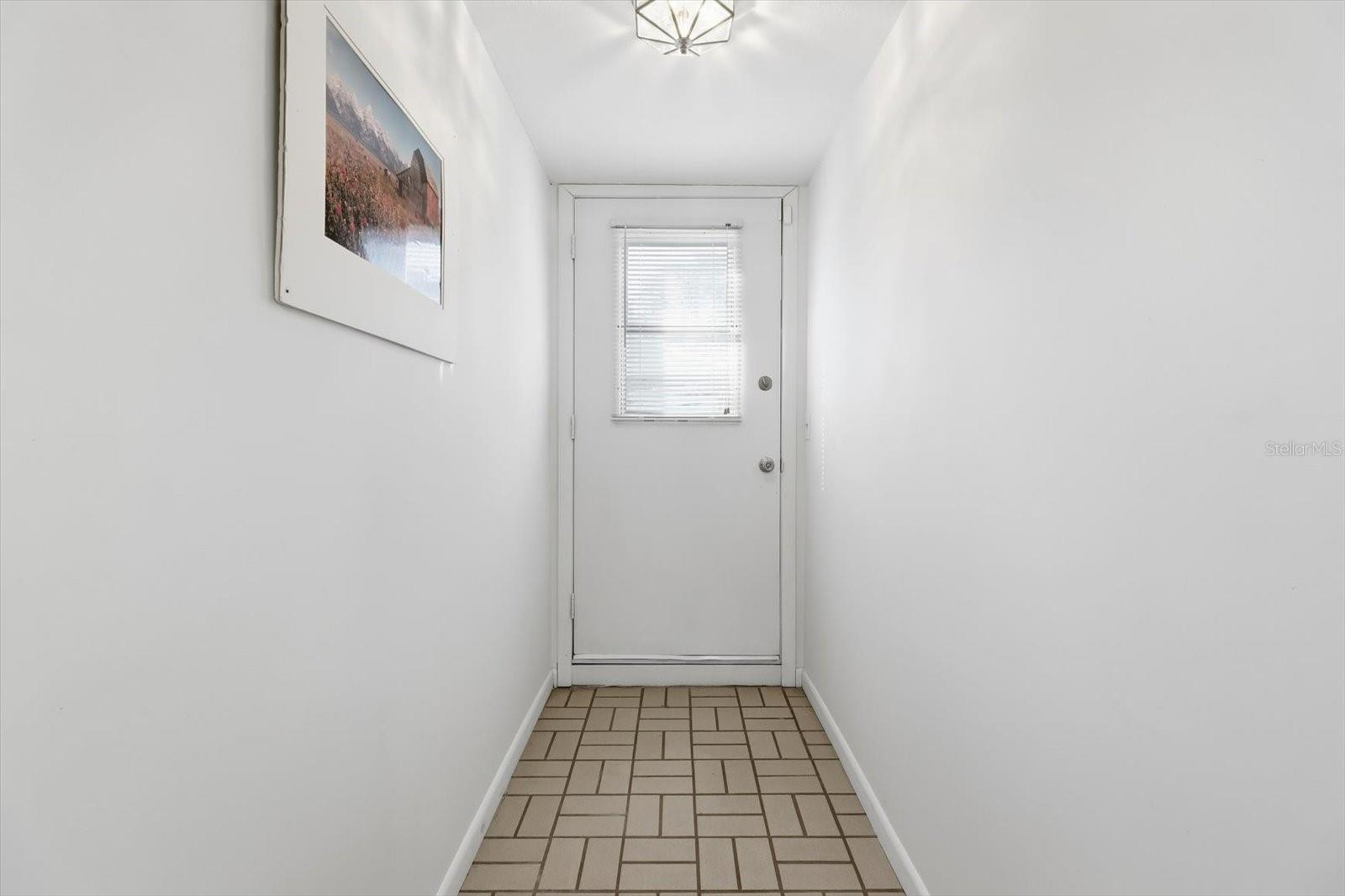 Image 24 of 43 For 11641 Salmon Drive
